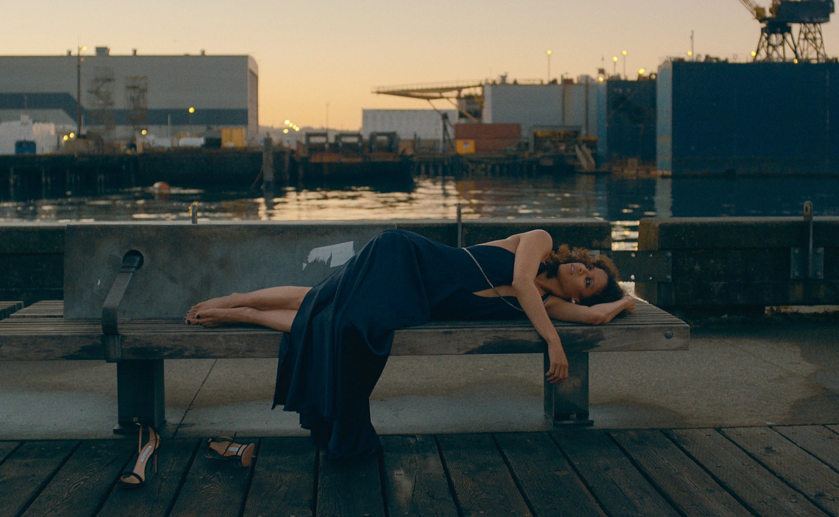 Bề Nổi (Phần 1)